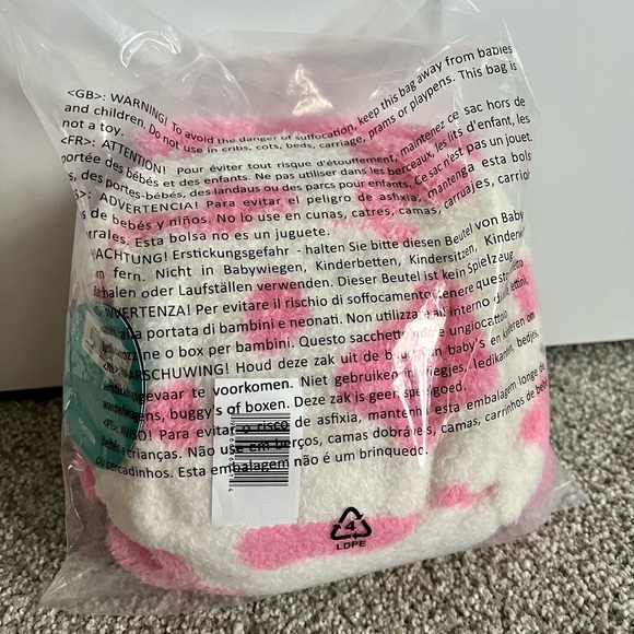 BumBumz 7.5 inch Plush - BreakfastBumz - Sunday Strawberry Milk - Picture 3 of 3